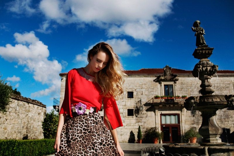 falda de vuelo larga con estampado animal print de leopardo para bodas fiestas eventos coctel nochevieja de arimoka en apparentia