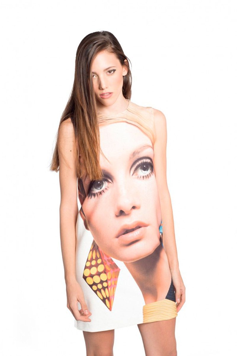 vestido estampado twiggy sin mangas acampanado de fiesta nochevieja evento de felipe albernaz en apparentia