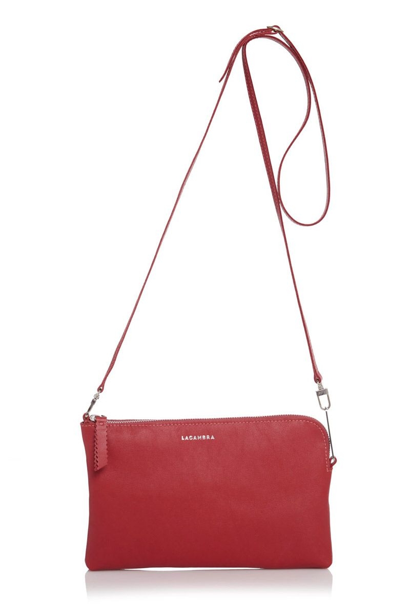 bolso de mano rojo de piel con cadena para colgar de fiesta boda o diario de lacambra en apparentia