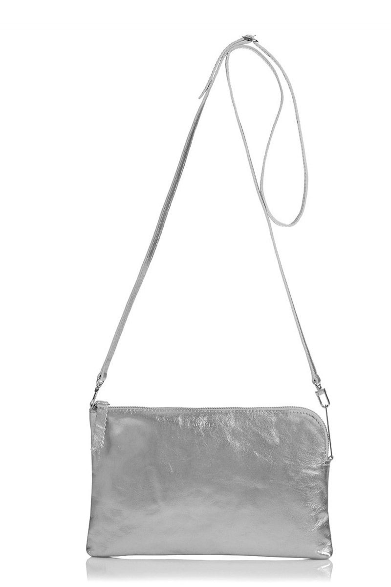 clutch de piel plata tipo clutch con cadena extraible para llevar colgado de fiesta boda diario con cadena para colgar extraible de lacambra en apparentia