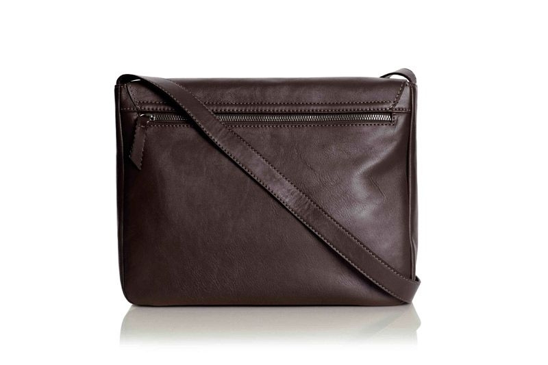 bolso bandolera de piel marron grande de lacambra en apparentia