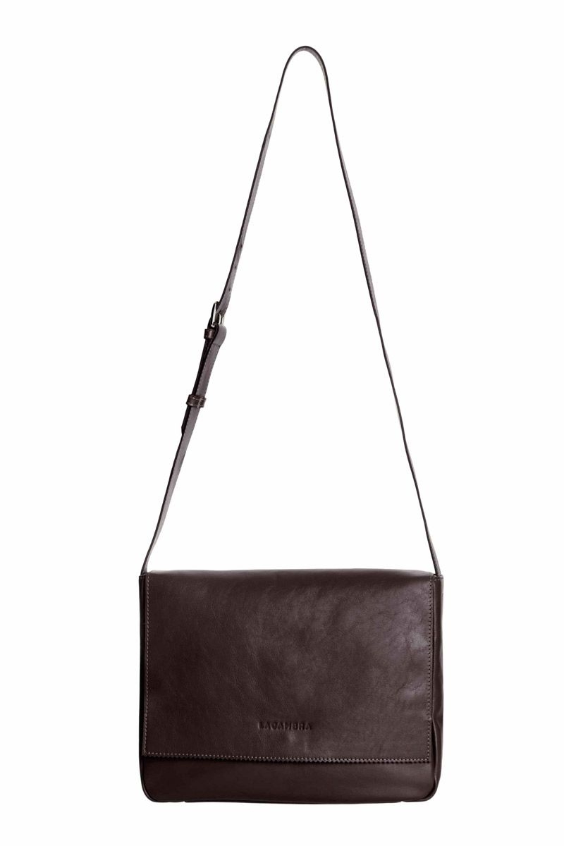 bolso bandolera de piel marron grande de lacambra en apparentia