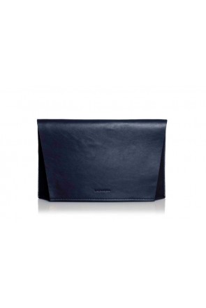 clutch de piel azul marino plano de lacambra en apparentia