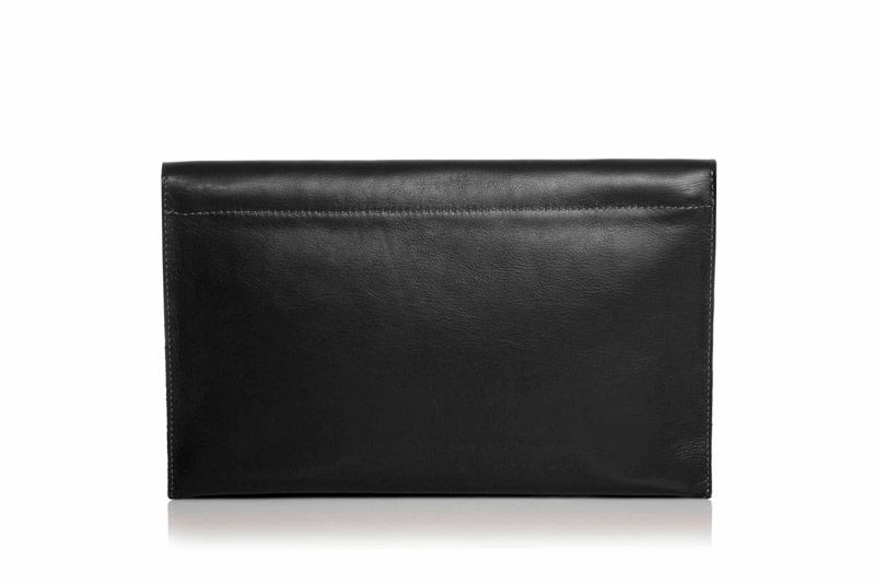cartera de mano de piel negro y blanco plano de lacambra en apparentia