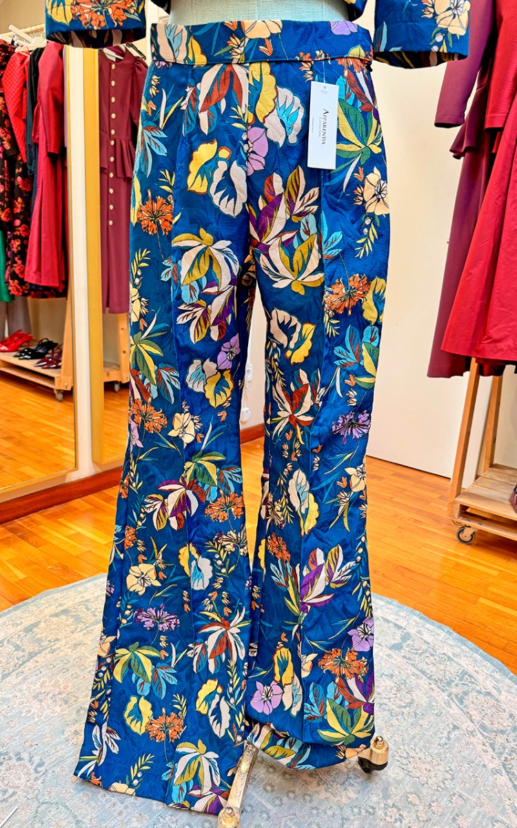 comprar online pantalón palazzo brocado azul con estampado de flores para invitada de boda,  mamá de bautizo o comunión y eventos de invierno
