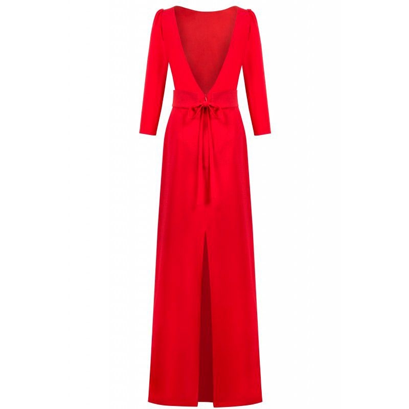 vestido largo rojo de manga francesa con detalle de flores y escote en la espalda de fiesta boda evento de otono invierno de arimoka en apparentia