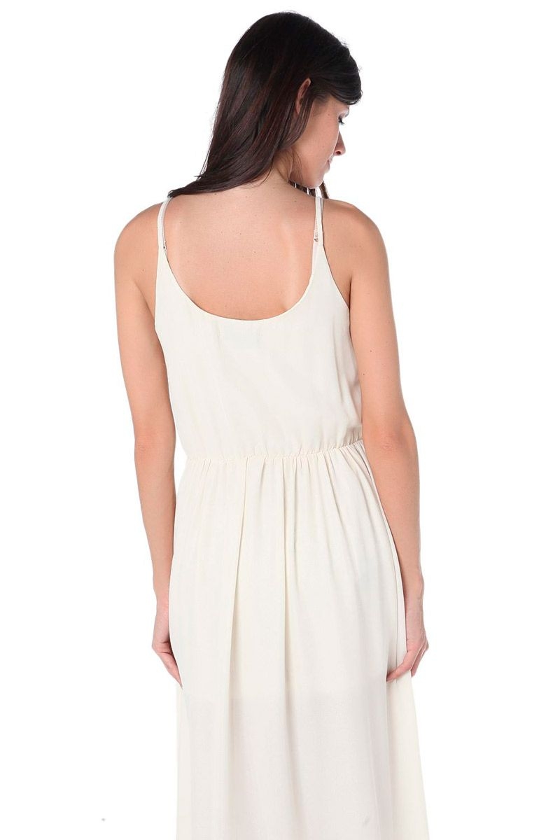 vestido blanco largo de tirantes con falda de vuelo plisada para fiesta evento nochevieja de q2 en apparentia