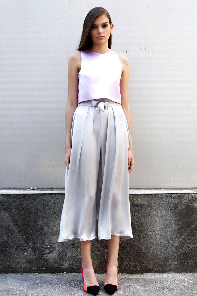 falda pantalon midi fluida gris perla de boda fiesta coctel bautizo comunion eventos nochevieja de cousin bliss en apparentia