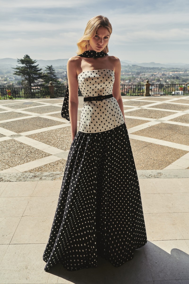 comprar online cinturón estrecho forrado negro para invitada boda