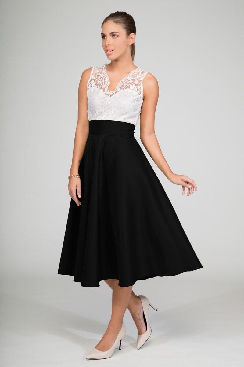 vestido blanco y negro de encaje midi de vuelo de primavera verano de invitada de boda fiesta evento coctel bautizo comunion graduacion de daluna en apparentia