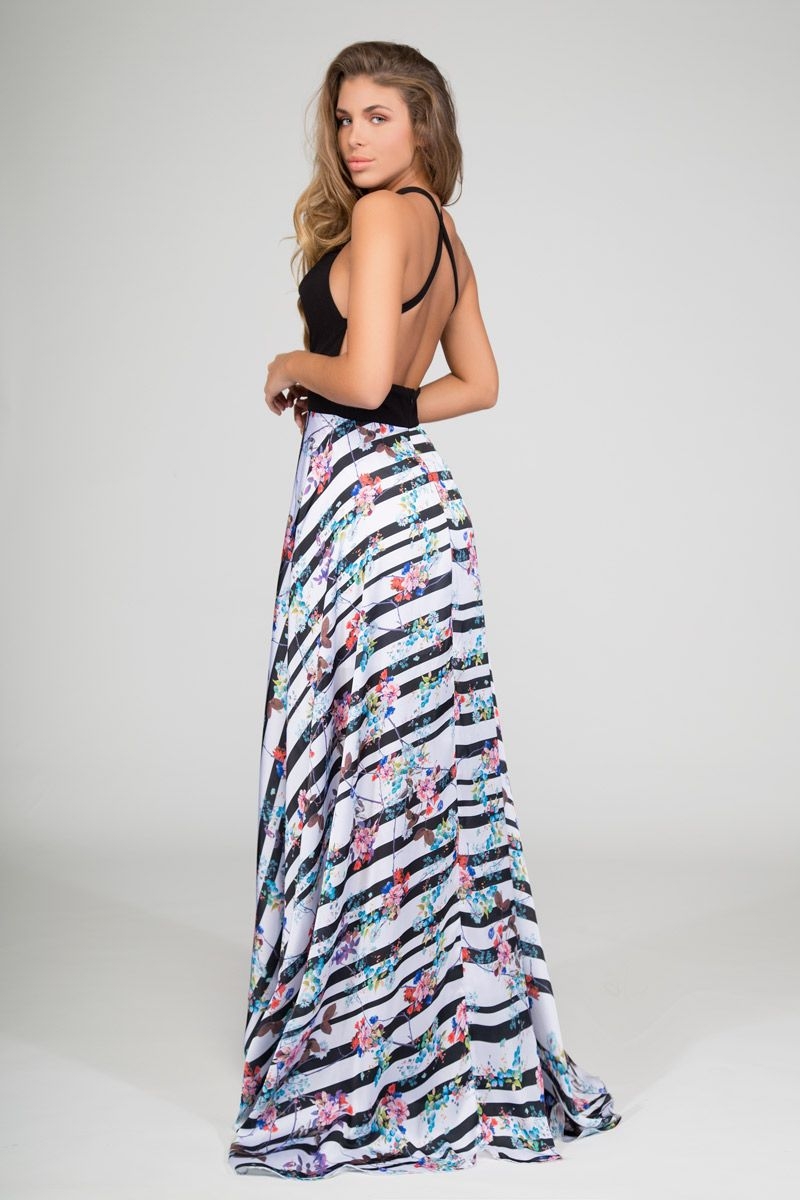 vestido largo de fiesta y boda con estampado de flores rayas y cuerpo negro de primavera verano de daluna en apparentia