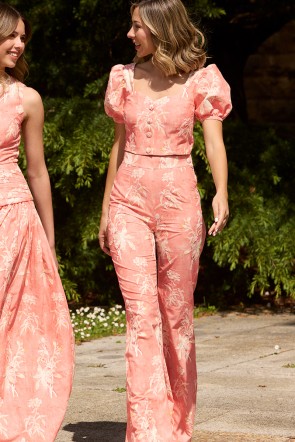 conjunto pantalón y top escote corazon en algodón con flores bordadas para invitada fiesta, boda, evento, mamá de comunion comprar online
