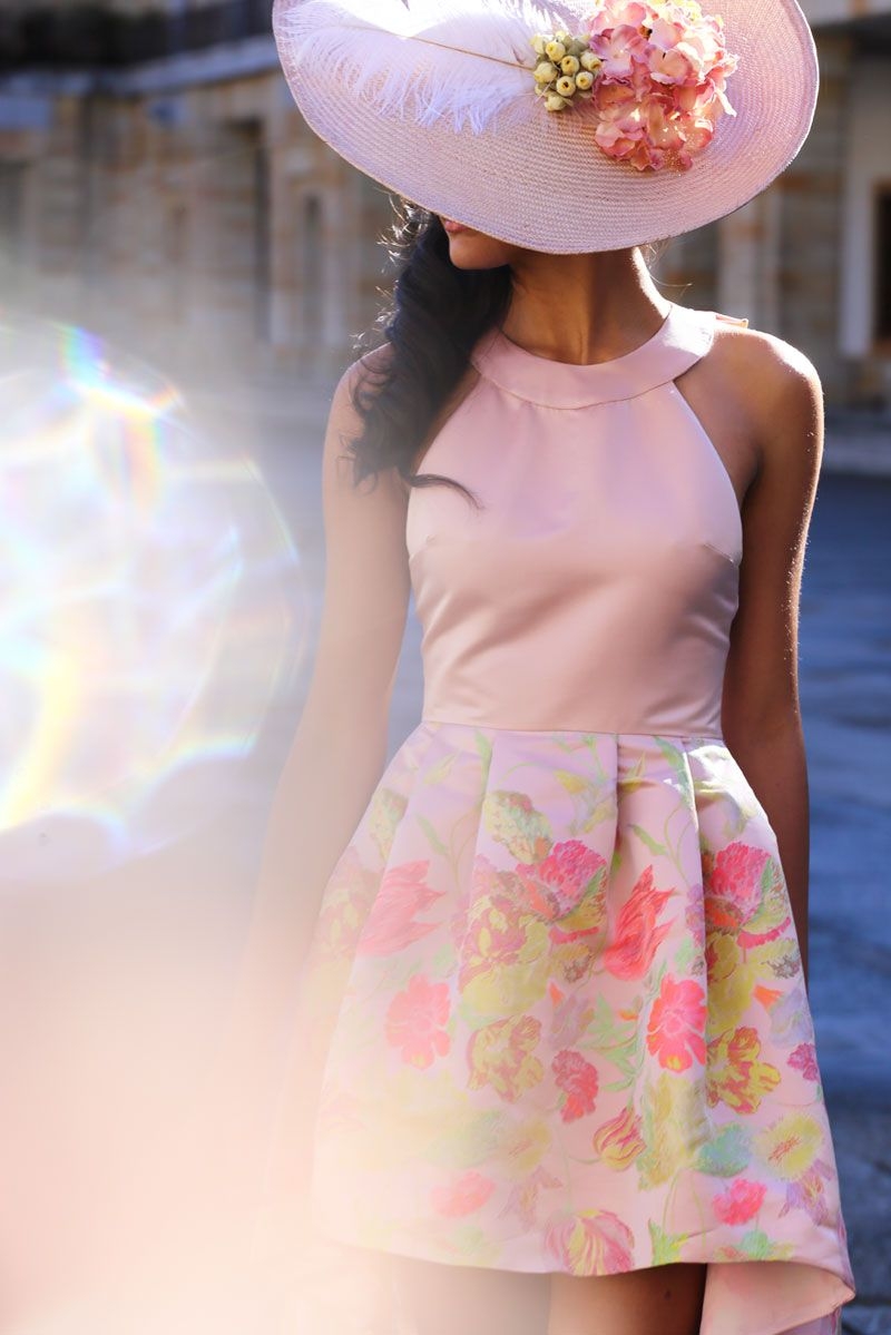 comprar online vestido de fiesta rosa asimetrico con escote en la espalda y cuello halter de boda evento coctel bautizo comunion graduacion en apparentia