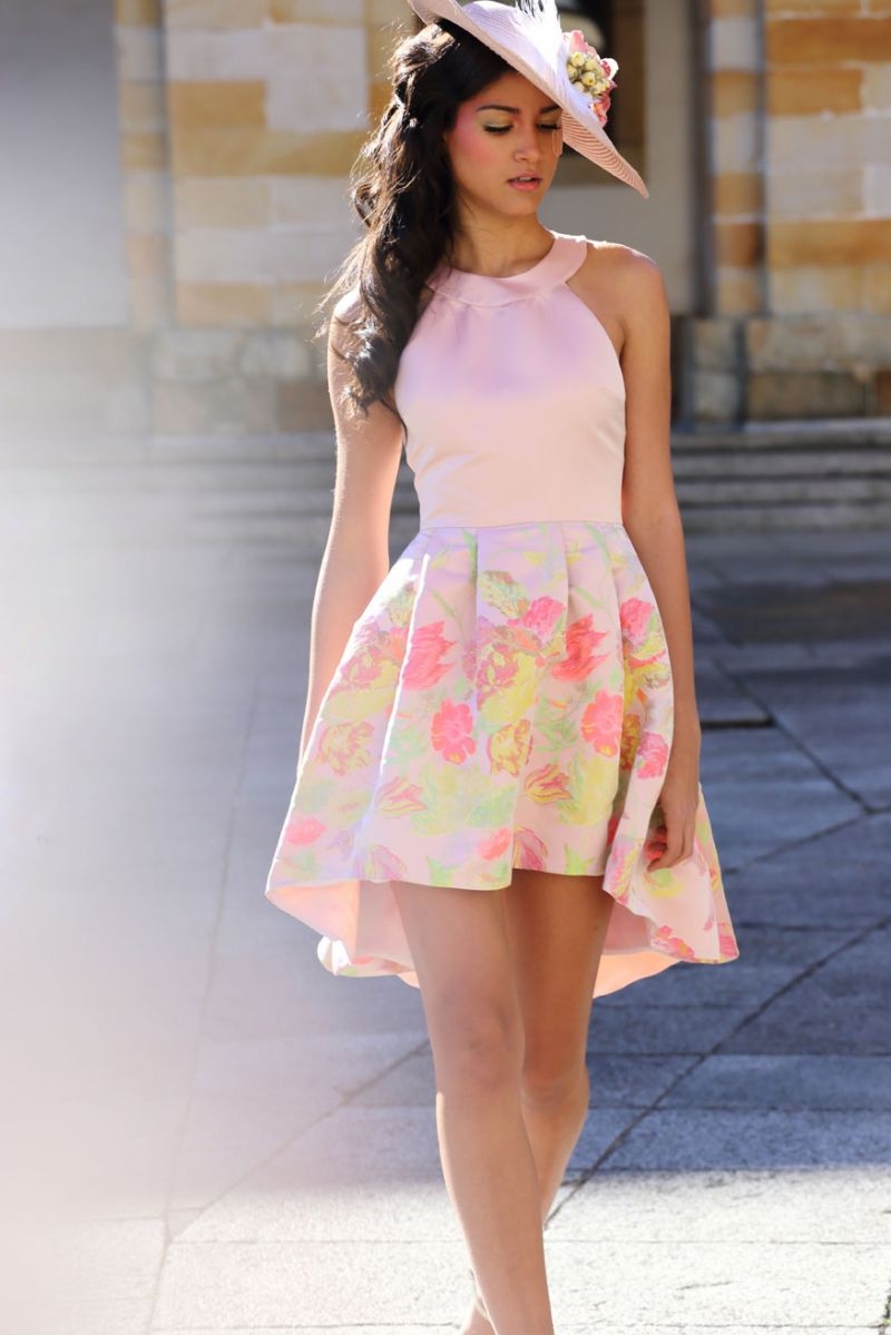 vestido asimetrico rosa con estampado de flores para boda fiesta evento coctel bautizo comunion graduacion de primavera verano en apparentia