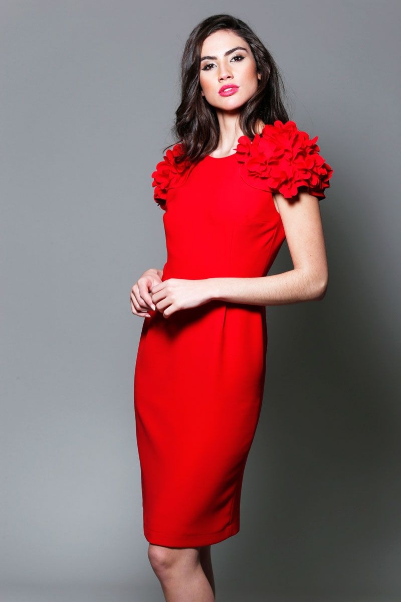 Temas tratados: Vestido corto azul de Carolina Herrera de la colección otoño 20 vestidos de fiesta cortos para invitadas a boda. los vestidos y trajes de chaqueta sobrios que realcen la belleza de.