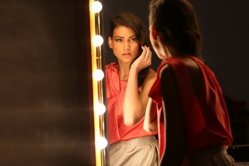 comprar online falda asimetrica brocada en color champan para boda fiesta evento coctel bautizo comunion graduacion de apparentia