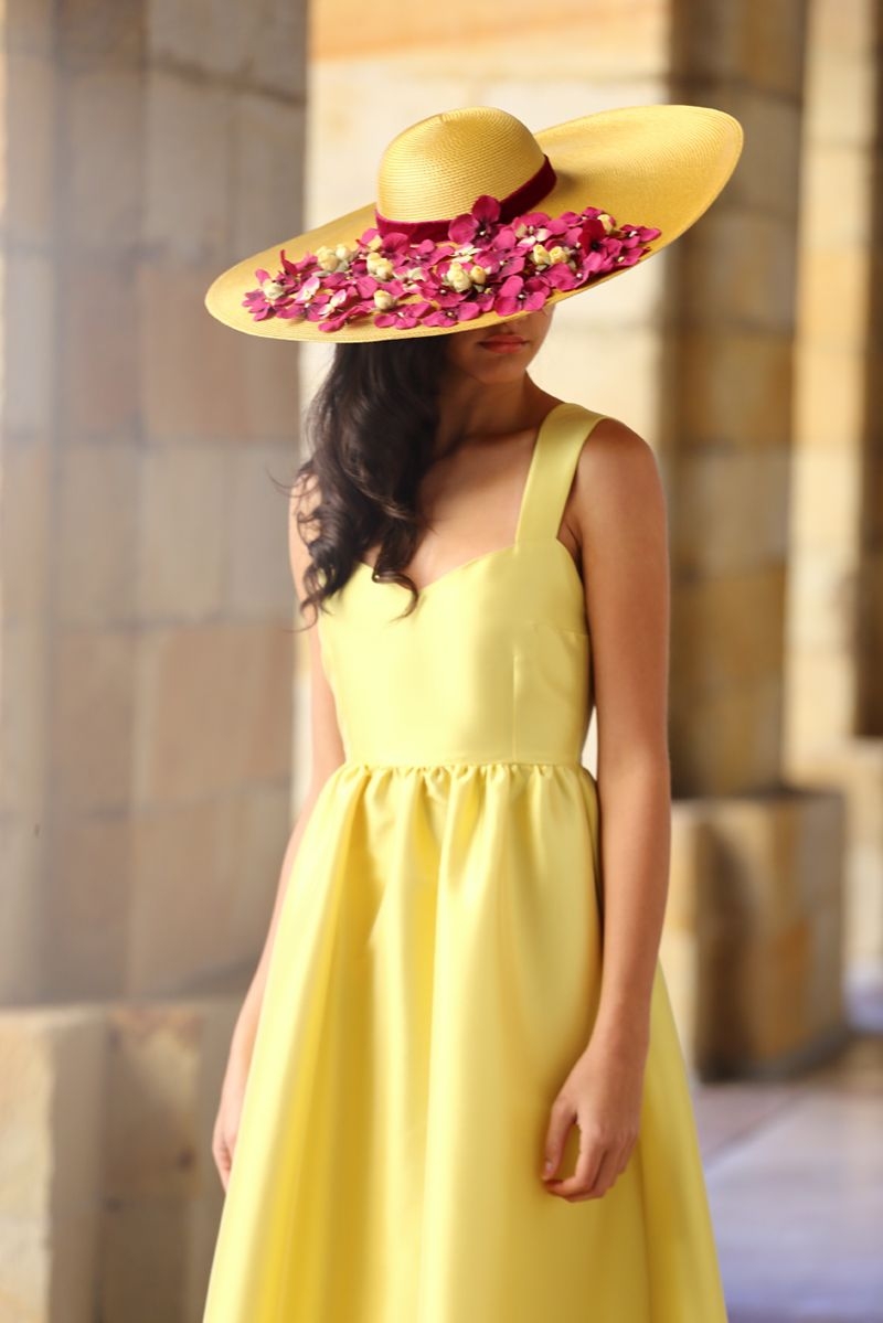 vestido largo amarillo para invitada boda apparentia collection
