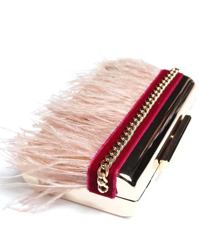 clutch de fiesta dorado con plumas nude para bodas eventos fiestas coctel bautizos comuniones graduaciones de apparentia
