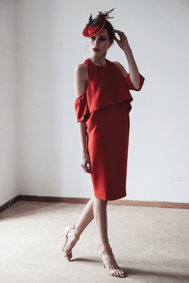 vestidos rojos de fiesta cortos con los hombros descubiertos para boda evento coctel bautizo comunion graduacion de bouret en apparentia