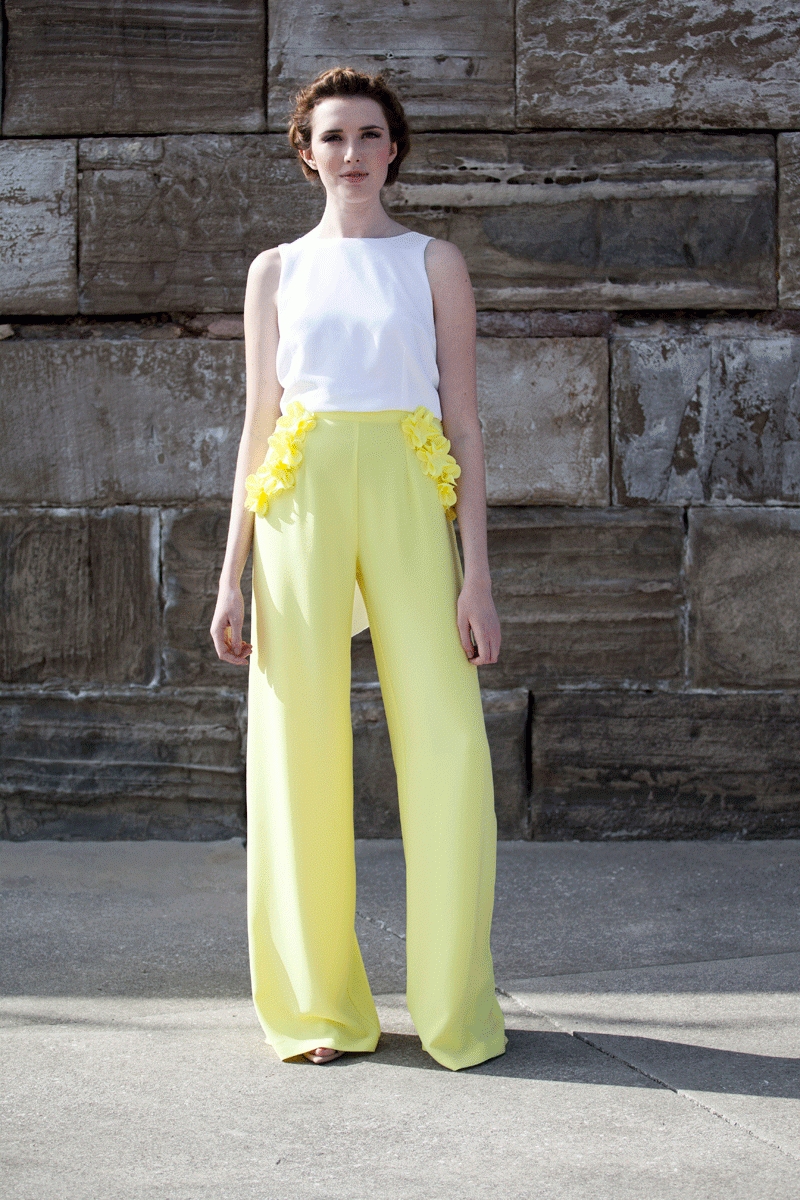 palazzo de fiesta boda evento coctel bautizo comunion graduacion en amarillo de apparentia collection