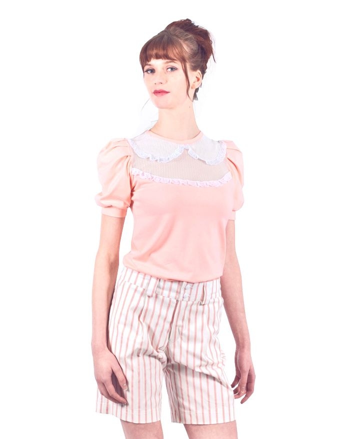 camiseta cuello bebe color salmon